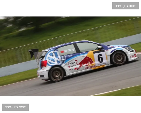 LFA 180：主赛全部以终结告终，赛事方称“展现了MMA精髓”