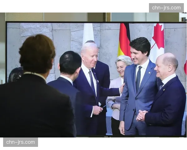 “热那亚俱乐部前主席涉嫌财务欺诈案开庭,案件涉及多年前球员交易”