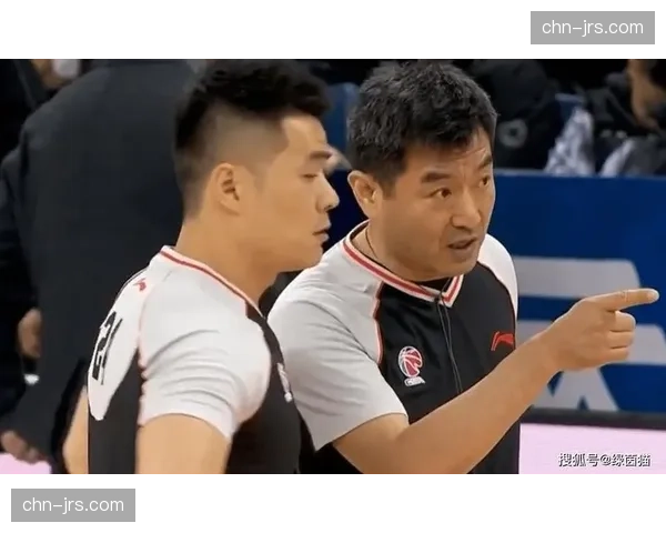 VAR争议再起：CBA裁判判罚标准是否亟待统一引热议